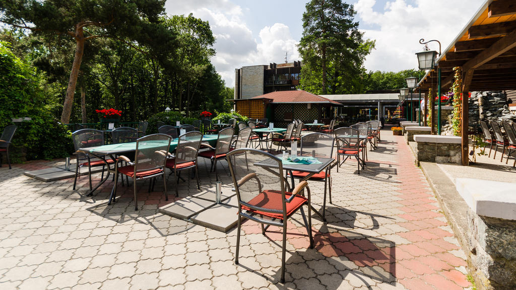 Hotel Myslivna Brno Buitenkant foto